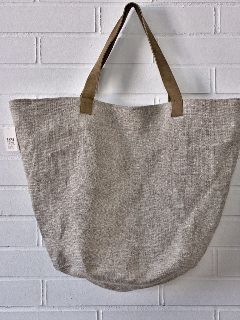 natural linen bags, linen bags, luxury linen bags, handmade linen bags, spa linen bags, linen spa bags, linen beach bags, eco-friendly linen bags, premium linen bags, spa Accessory, beach accessory, durable linen bags, versatile linen bags, elegant linen bags, linen tote, linen shoulder bags, linen bags with leather straps, sustainable linen bags, linen gym bags, eco-conscious fashion, fashionable linen bags,